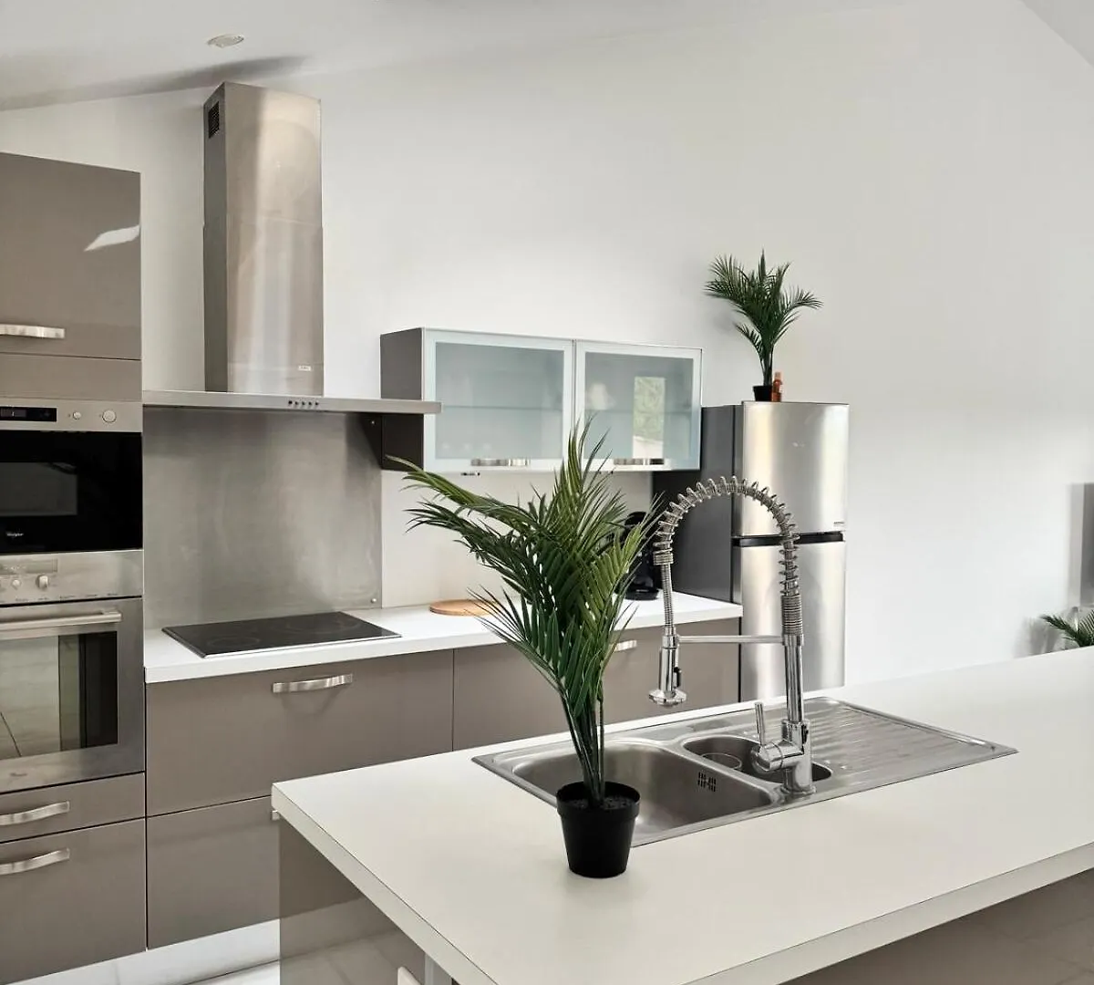 Maison Mila Gardanne 0*,  France